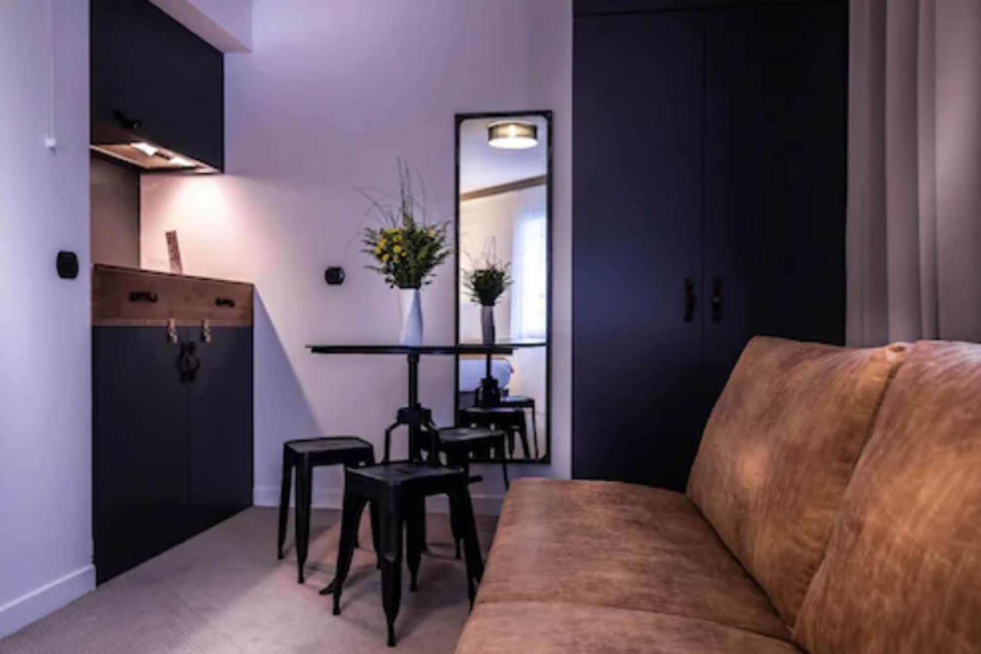 Best Western Plus Suitcase Paris La Defense Буа-Коломб Экстерьер фото
