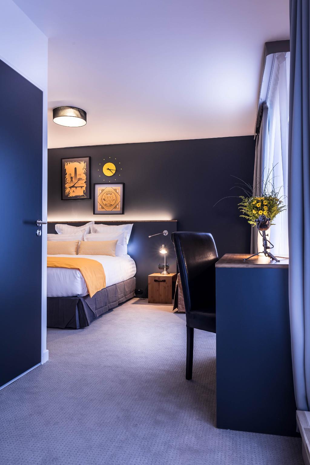 Best Western Plus Suitcase Paris La Defense Буа-Коломб Экстерьер фото